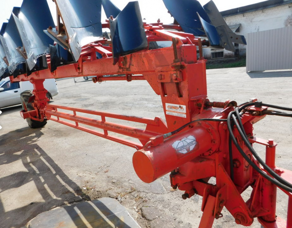 Scheibenpflug des Typs Gregoire-Besson SP 8,  in Харків (Bild 8)