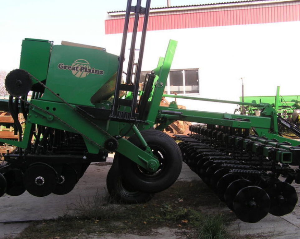 Direktsaatmaschine des Typs Great Plains CPH-2000,  in Харків (Bild 3)