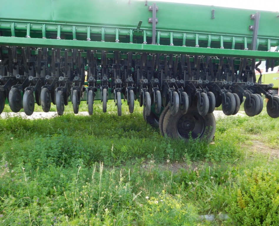 Direktsaatmaschine des Typs Great Plains NT 3010,  in Харків (Bild 5)