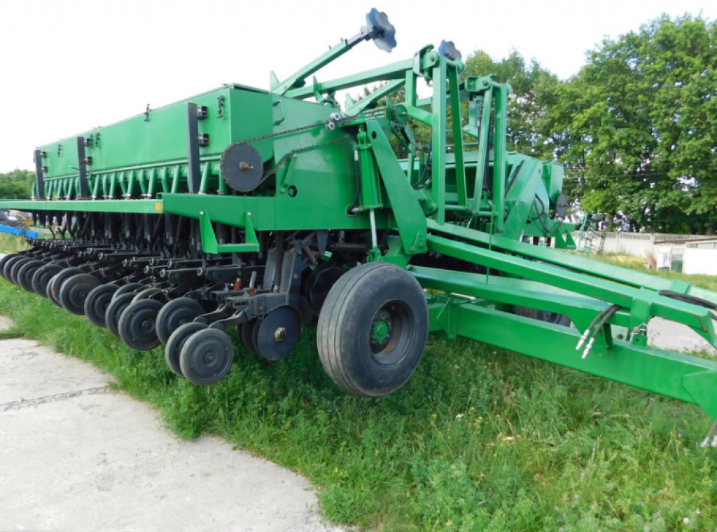 Direktsaatmaschine des Typs Great Plains NT 3010,  in Харків (Bild 6)