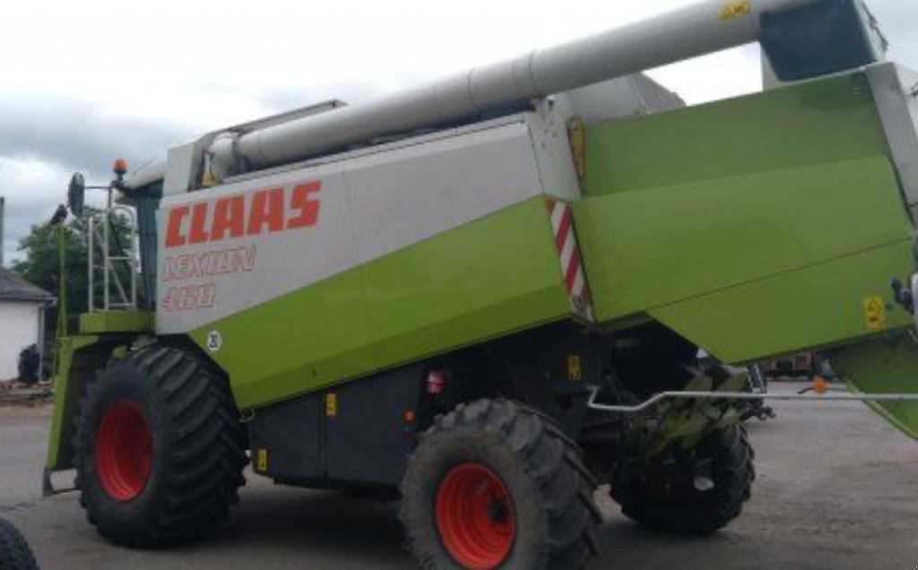 Oldtimer-Mähdrescher des Typs CLAAS Lexion 460, Neumaschine in Ужгород (Bild 3)