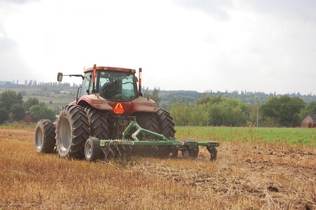 Spatenpflug des Typs Agroland TP 10,  in Дніпропетровськ (Bild 8)