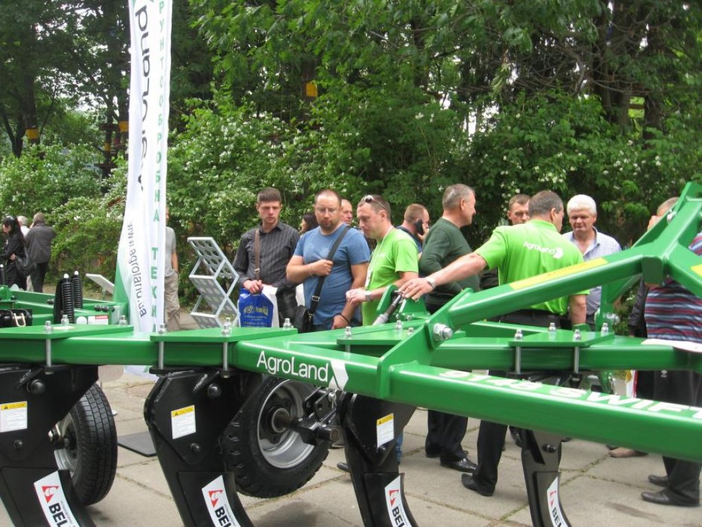 Spatenpflug des Typs Agroland TP 10,  in Дніпропетровськ (Bild 5)