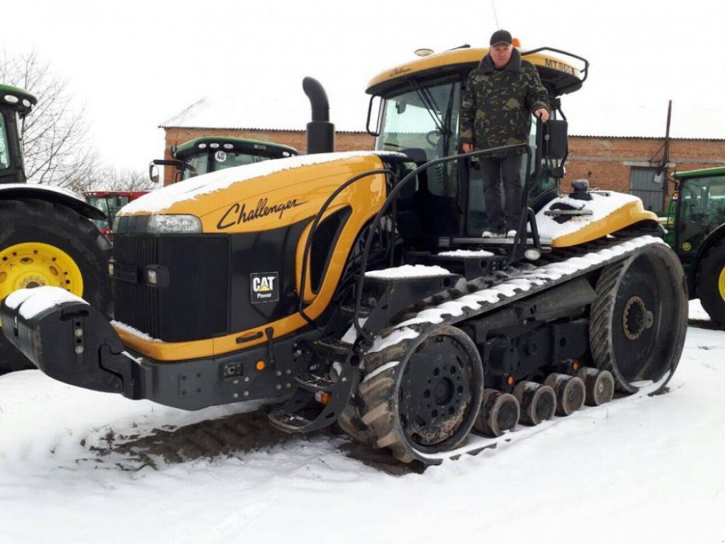 Raupentraktor des Typs CHALLENGER MT865B, Neumaschine in Не обрано (Bild 1)