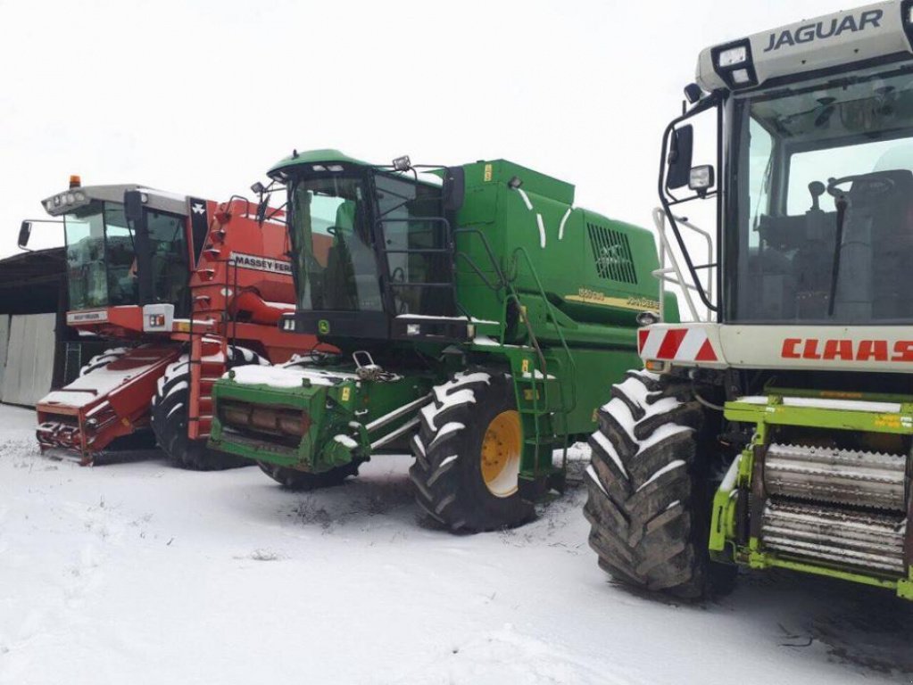 Oldtimer-Mähdrescher des Typs Case IH 8120, Neumaschine in Не обрано (Bild 1)