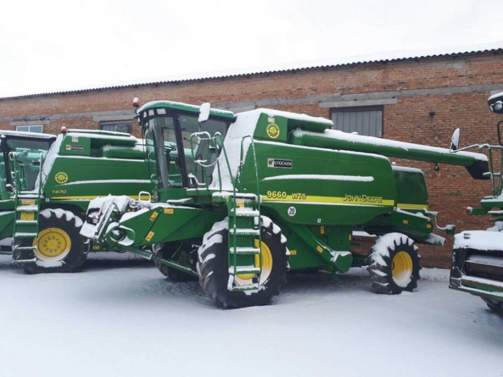 Oldtimer-Mähdrescher des Typs John Deere 9680i WTS, Neumaschine in Не обрано (Bild 1)