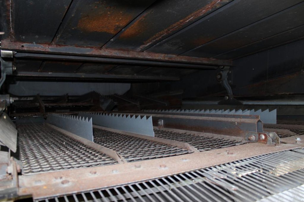 Oldtimer-Mähdrescher des Typs CLAAS Lexion 480, Neumaschine in Не обрано (Bild 1)