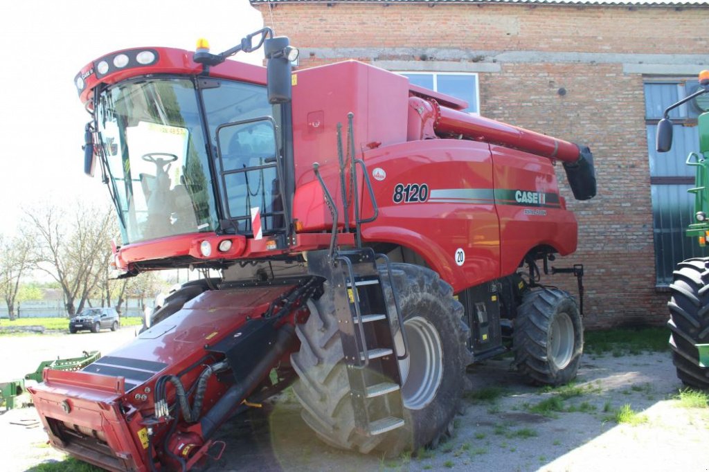 Oldtimer-Mähdrescher des Typs Case IH 8120, Neumaschine in Не обрано (Bild 3)