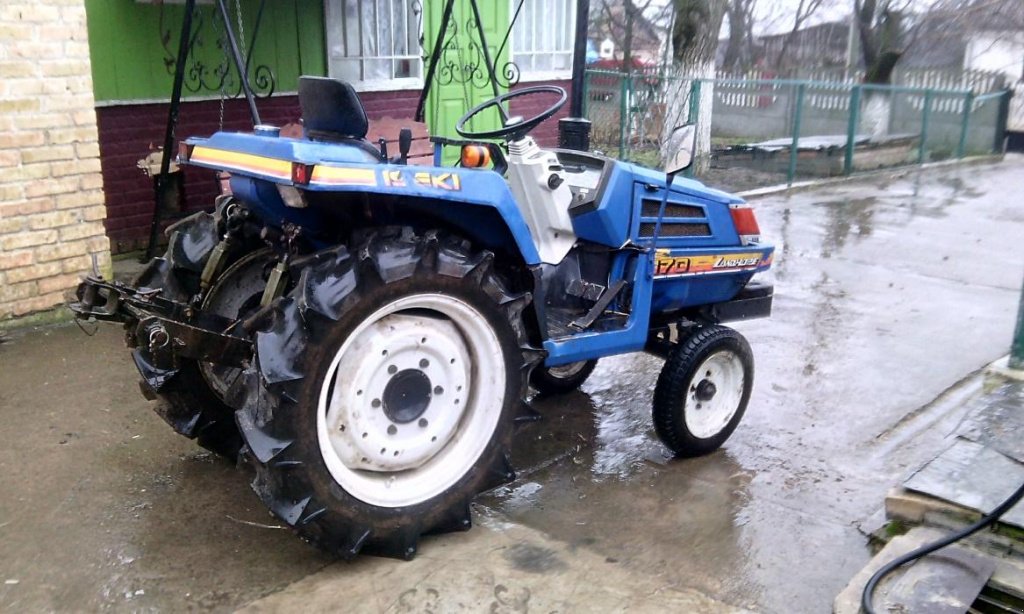 Hopfentraktor des Typs Iseki TU 1700, Neumaschine in Не обрано (Bild 3)