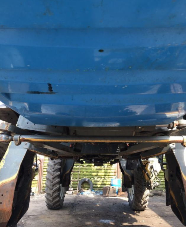 Selbstfahrspritze des Typs Hardi Evrarb 3000,  in Радехів (Bild 3)