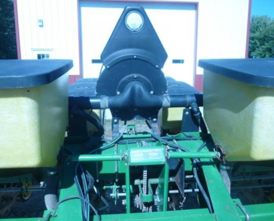 Direktsaatmaschine des Typs John Deere 7000,  in Київ (Bild 4)