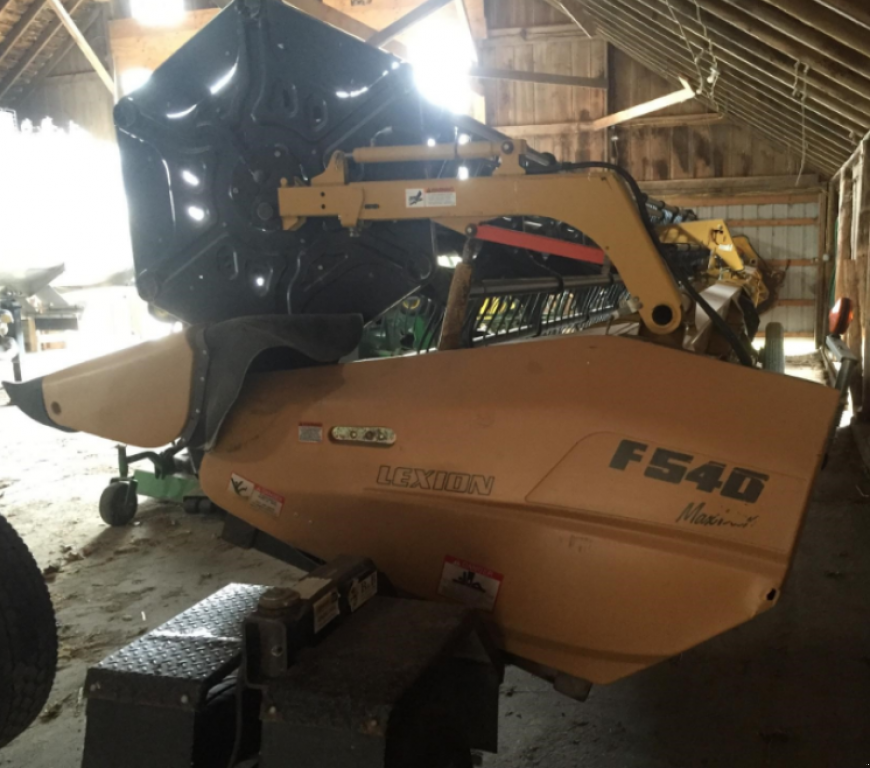 Schneidwerk des Typs Caterpillar F30,  in Київ (Bild 1)