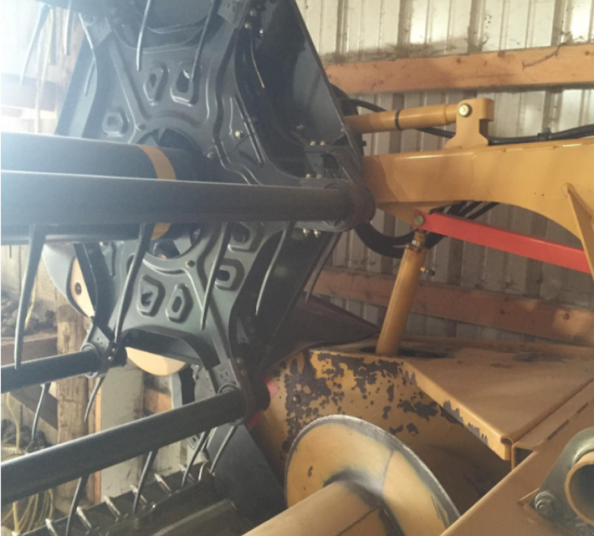 Schneidwerk des Typs Caterpillar F30,  in Київ (Bild 5)