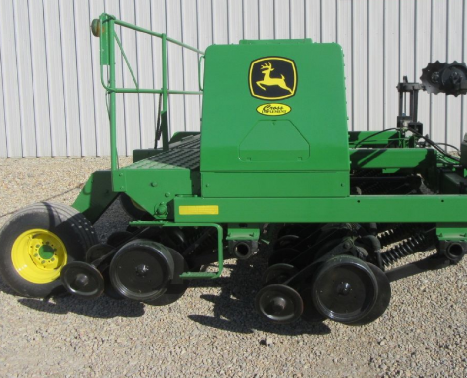 Direktsaatmaschine des Typs John Deere 750,  in Київ (Bild 7)