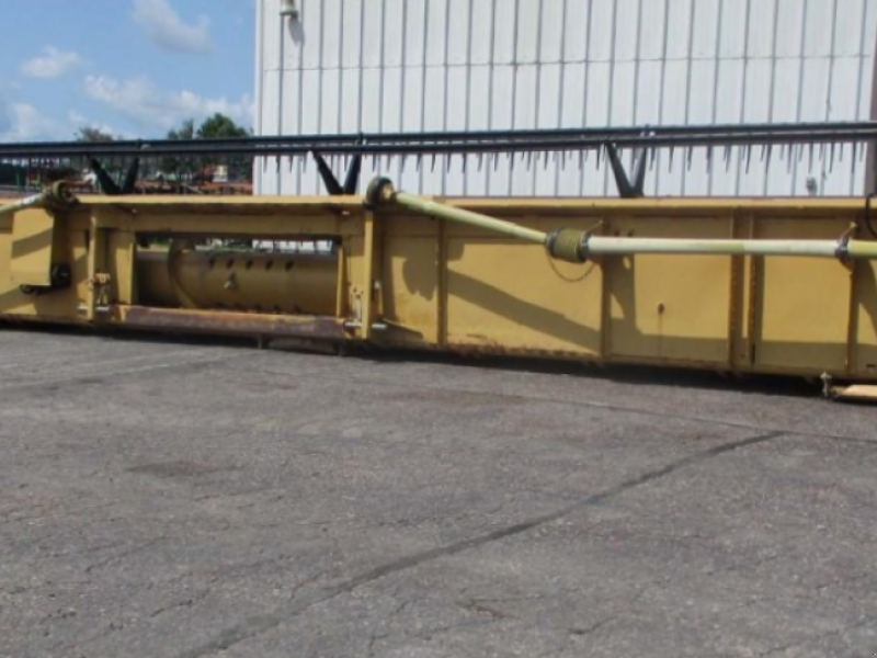 Schneidwerk des Typs Caterpillar F30,  in Київ (Bild 1)