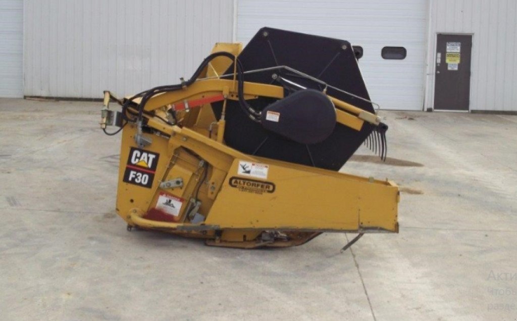 Schneidwerk des Typs Caterpillar F30,  in Київ (Bild 4)