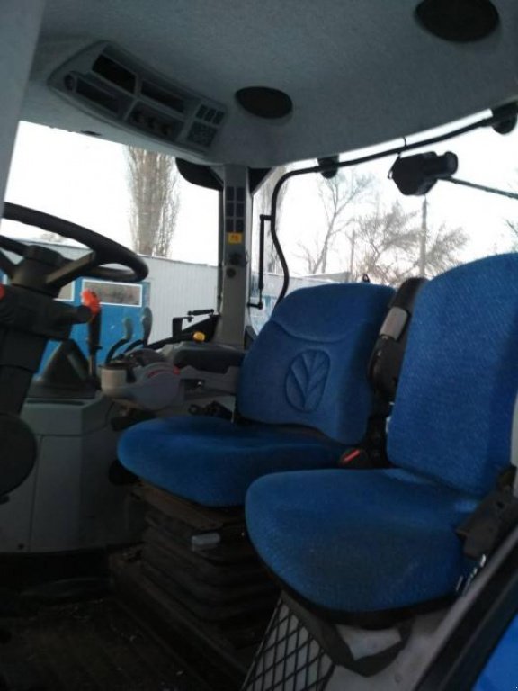 Oldtimer-Traktor des Typs New Holland 7060, Neumaschine in Суми (Bild 4)