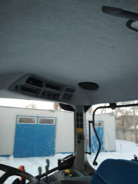 Oldtimer-Traktor des Typs New Holland 7060, Neumaschine in Суми (Bild 3)