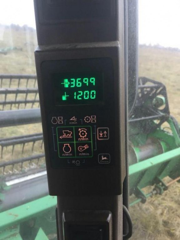 Oldtimer-Mähdrescher des Typs John Deere 9610, Neumaschine in Не обрано (Bild 4)