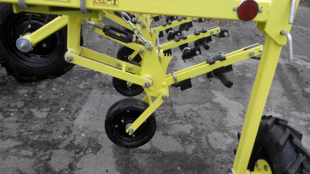 Kartoffelpflegetechnik des Typs CHERVONA ZIRKA Altair 5,6-02,  in Кіровоград (Bild 2)