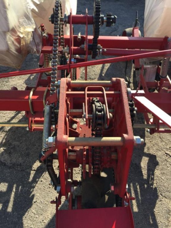 Sämaschine des Typs CHERVONA ZIRKA СУПН-8,  in Кіровоград (Bild 3)