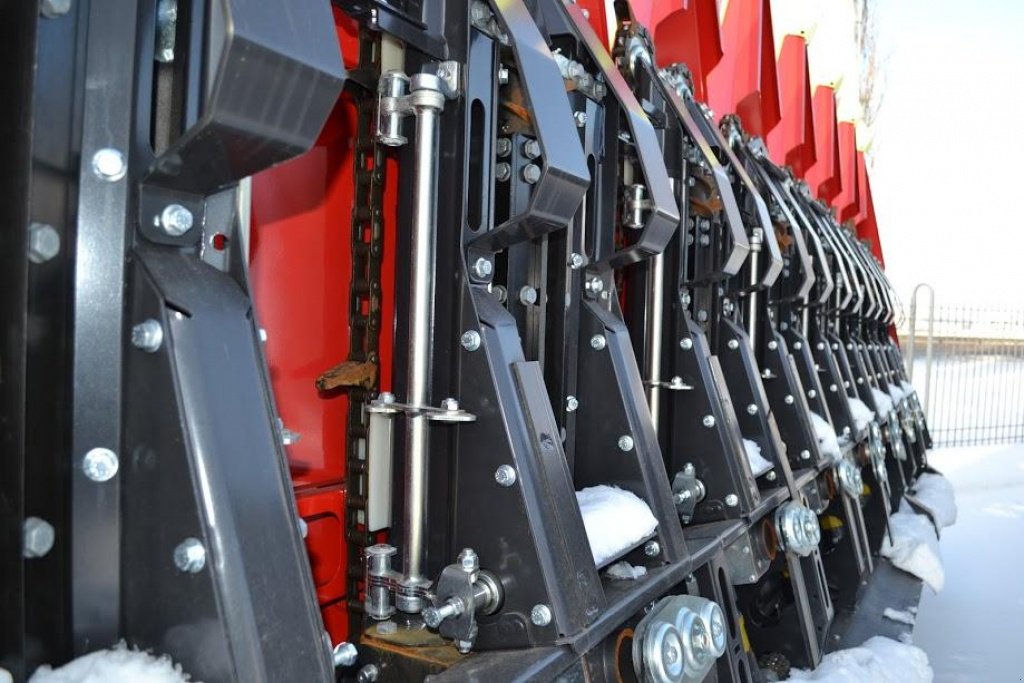 Maispflückvorsatz des Typs Olimac Drago 2,  in Бровари (Bild 7)