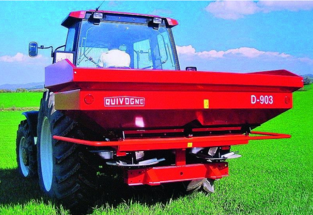 Sandstreuer & Salzstreuer des Typs Quivogne D-903/3000,  in Гуляйпо́ле (Bild 1)