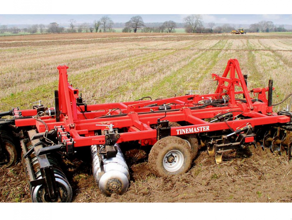 Wiesenegge des Typs Quivogne TM 400/5,  in Гуляйпо́ле (Bild 5)