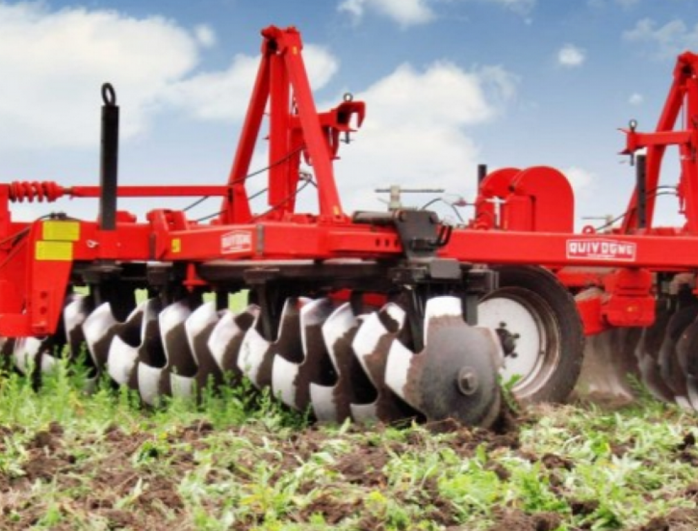 Wiesenegge des Typs Quivogne APAVR-FF 36,  in Гуляйпо́ле (Bild 4)