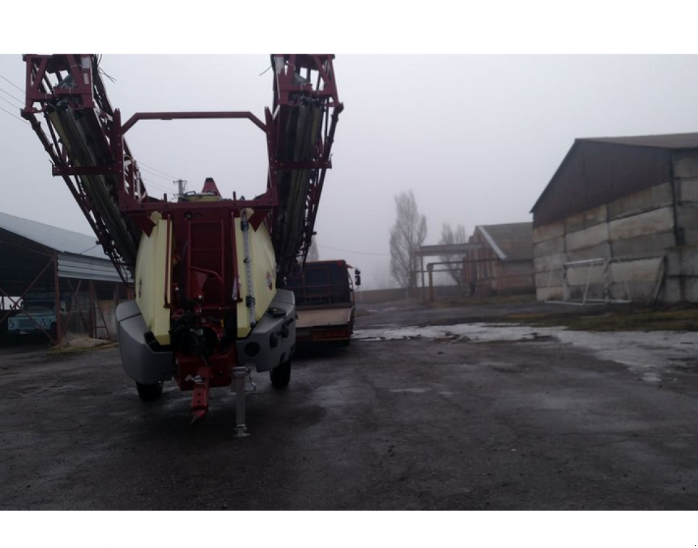 Weinbauspritze des Typs Hardi Commander 3300,  in Гуляйпо́ле (Bild 3)