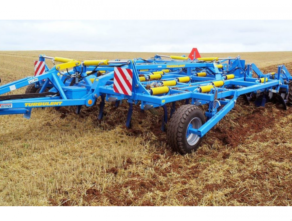 Kartoffelpflegetechnik des Typs Farmet Turbulent 5,  in Гуляйпо́ле (Bild 9)