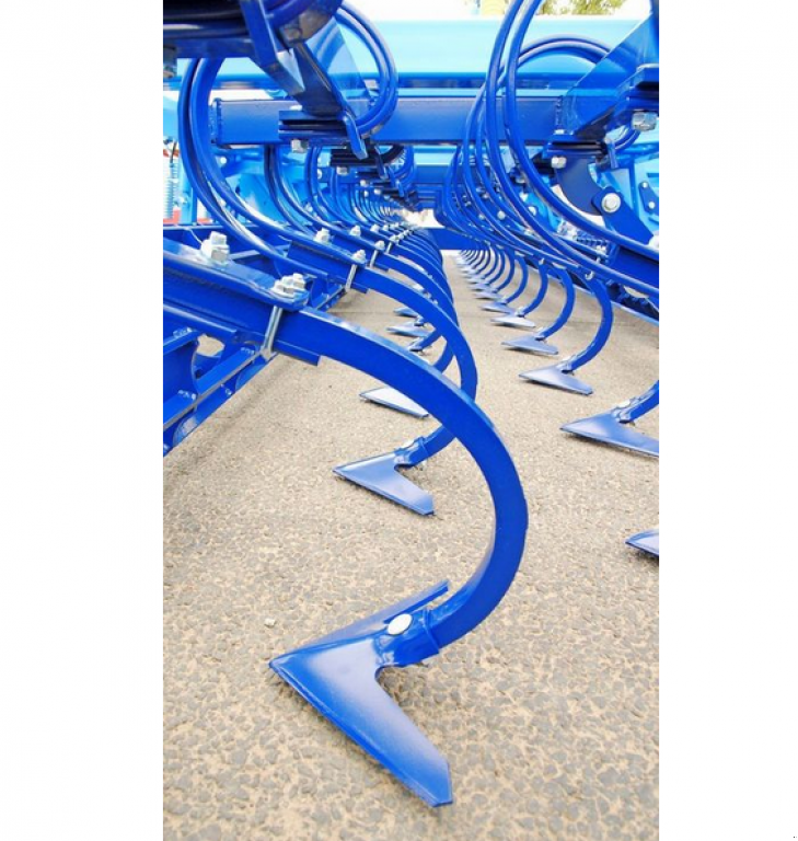 Kartoffelpflegetechnik des Typs Farmet K 1000 PS,  in Гуляйпо́ле (Bild 9)