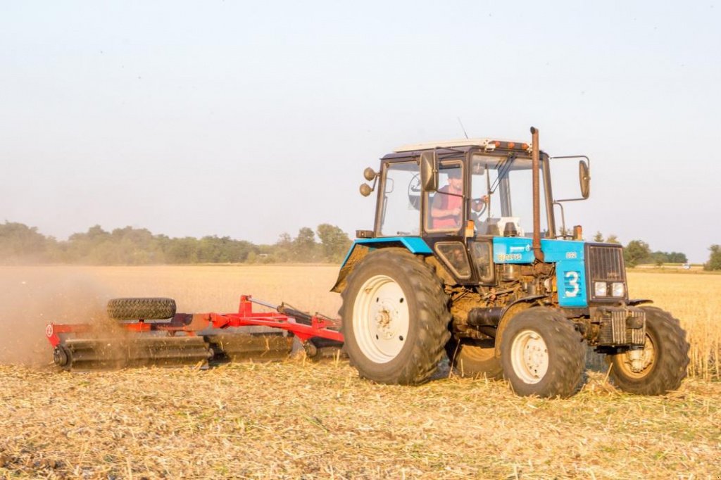 Straßenfräse des Typs Strom MZ 6000,  in Київ (Bild 1)