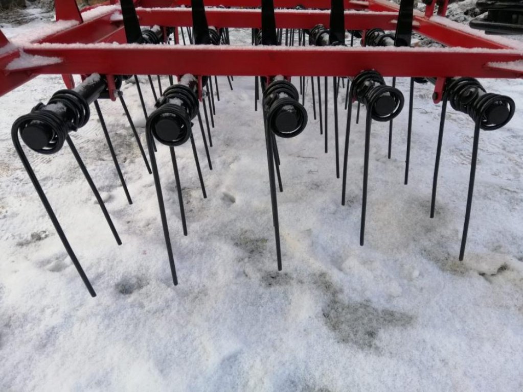 Wiesenegge des Typs BUGNOT 7,2 M, Gebrauchtmaschine in Київ (Bild 3)