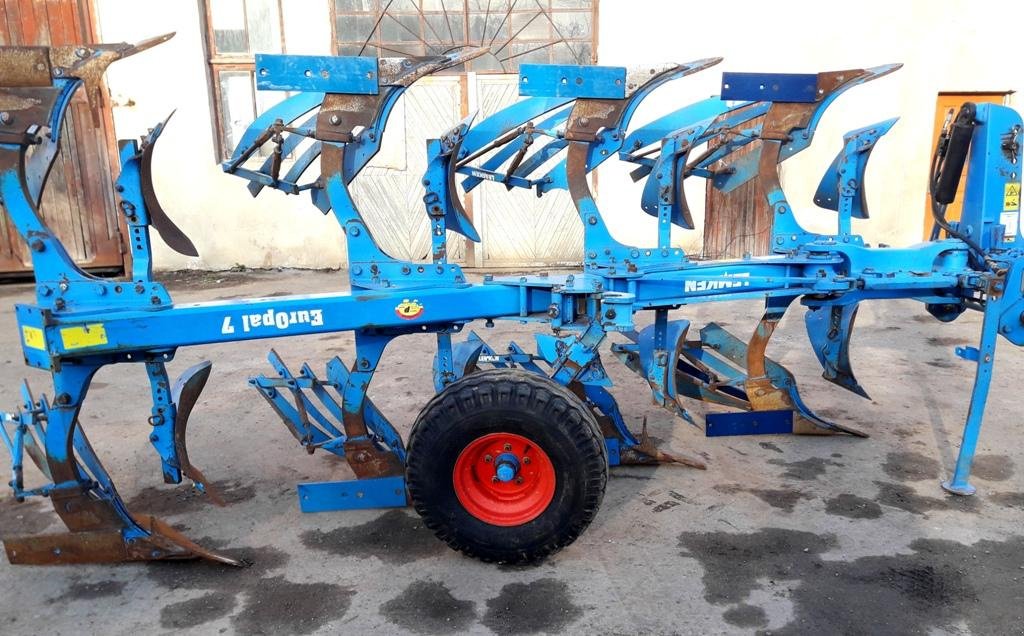 Scheibenpflug des Typs Lemken Europal 7,  in Не обрано (Bild 1)