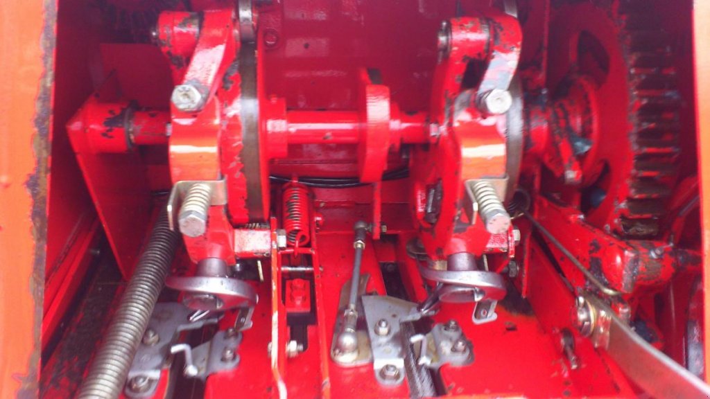 Hochdruckpresse des Typs Welger AP 53,  in Не обрано (Bild 3)