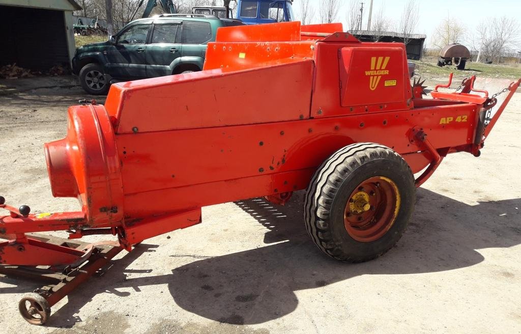 Hochdruckpresse des Typs Welger AP 42,  in Не обрано (Bild 2)