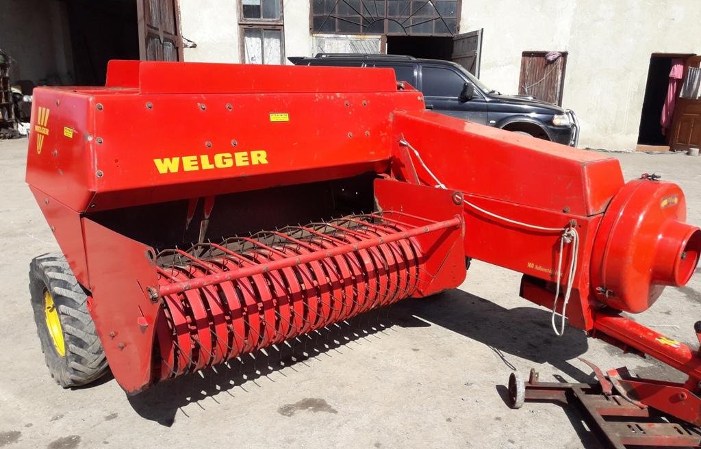 Hochdruckpresse des Typs Welger AP 42,  in Не обрано (Bild 3)