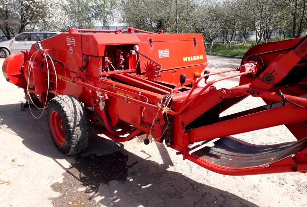 Hochdruckpresse des Typs Welger AP 63,  in Не обрано (Bild 2)