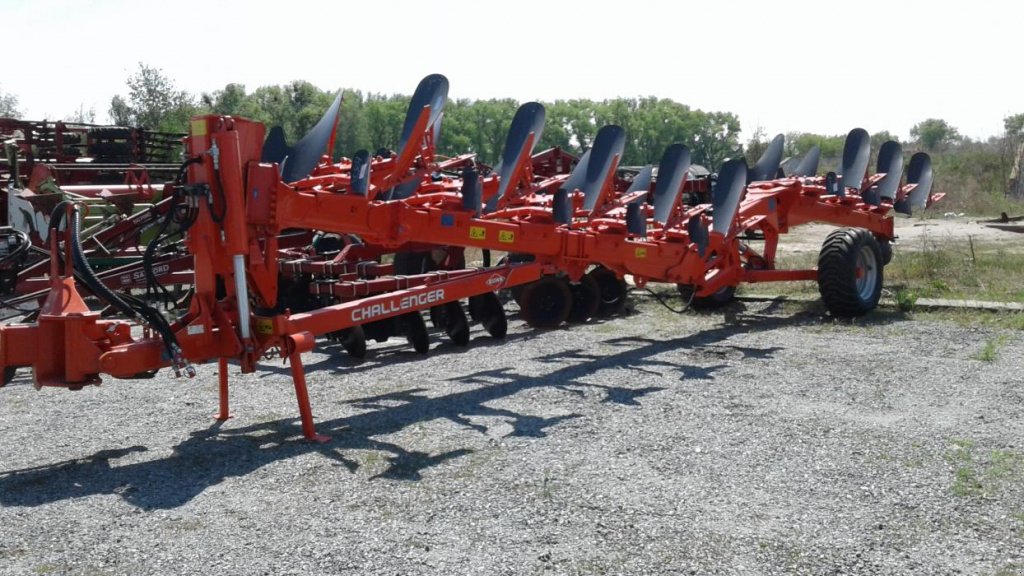Scheibenpflug des Typs Nordsten Challenger 8,  in Київ (Bild 2)