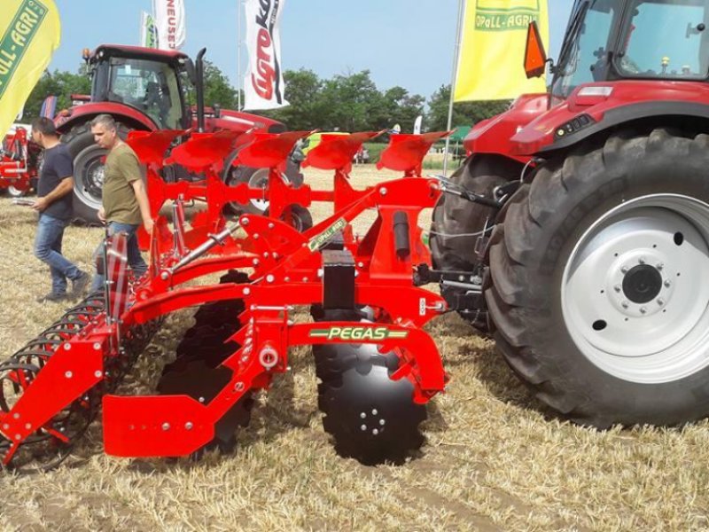 Wiesenegge des Typs Opall-Agri Pegas II 3,  in Київ (Bild 1)