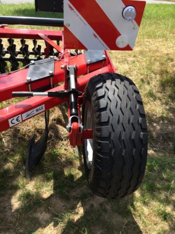 Spatenpflug des Typs SMS HKT,  in Київ (Bild 3)