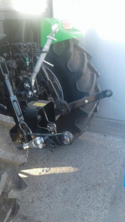 Oldtimer-Traktor des Typs Same 100,  in Київ (Bild 8)