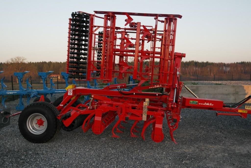 Kartoffelpflegetechnik des Typs SMS F1-600,  in Київ (Bild 1)