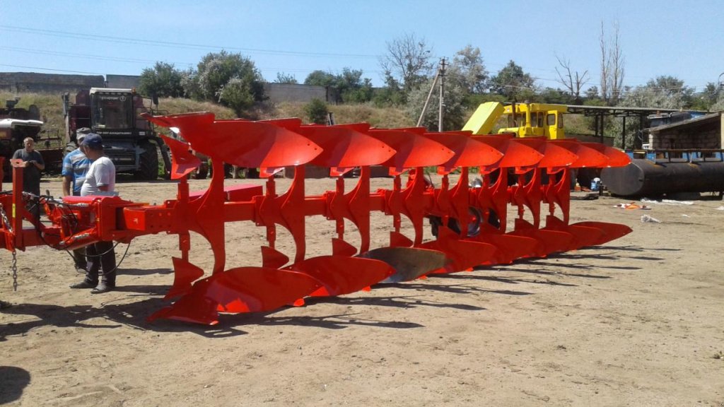 Scheibenpflug des Typs Opall-Agri Orion 180 (6+1+1),  in Київ (Bild 1)
