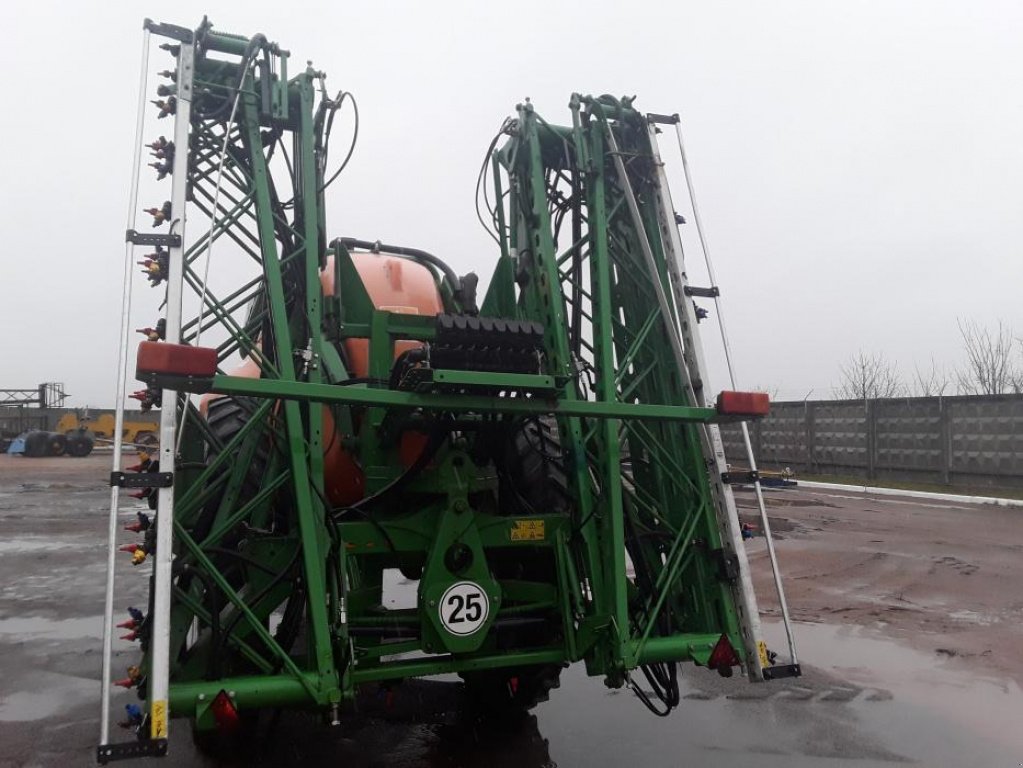 Weinbauspritze des Typs Amazone UX 3200 Super,  in Київ (Bild 7)