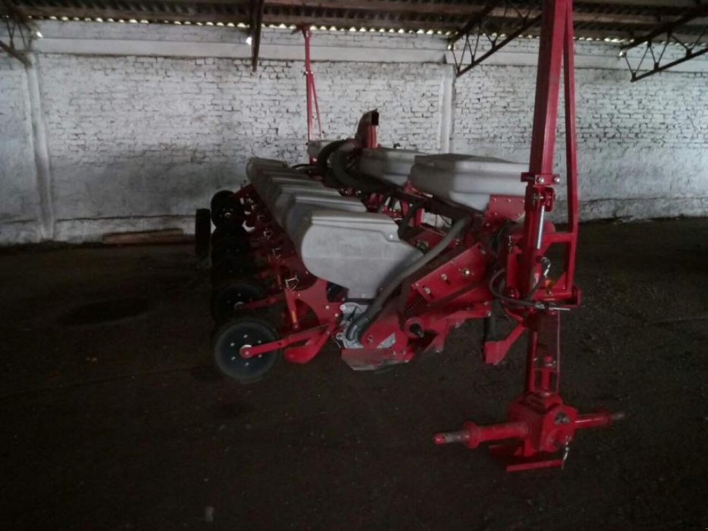 Gareeggenfelder des Typs CHERVONA ZIRKA Vesta 8 Profi,  in Погребище (Bild 2)