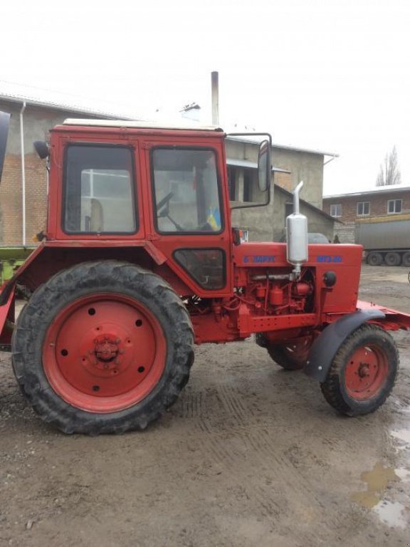 Oldtimer-Traktor des Typs Belarus Беларус-80, Neumaschine in Камянець-Подільский (Bild 8)