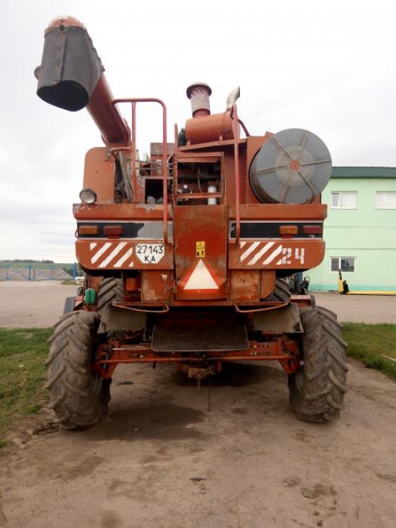 Oldtimer-Mähdrescher des Typs Case IH 2166, Neumaschine in Тетіїв (Bild 4)