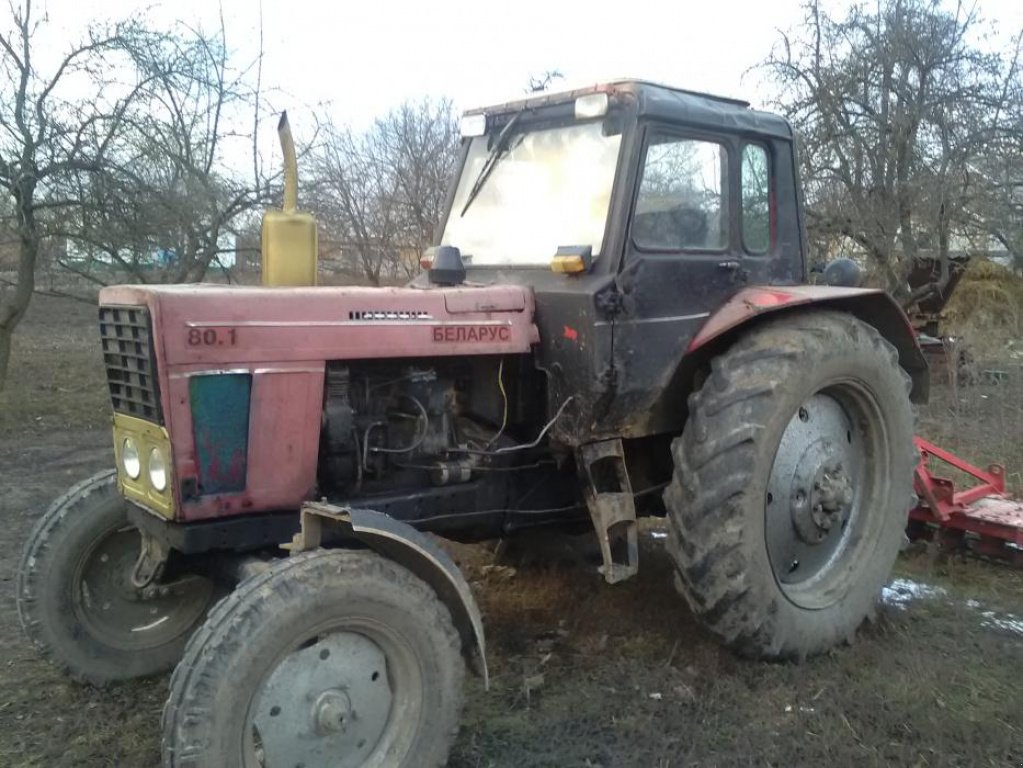 Oldtimer-Traktor des Typs Belarus Беларус-80, Neumaschine in Вінниця (Bild 4)